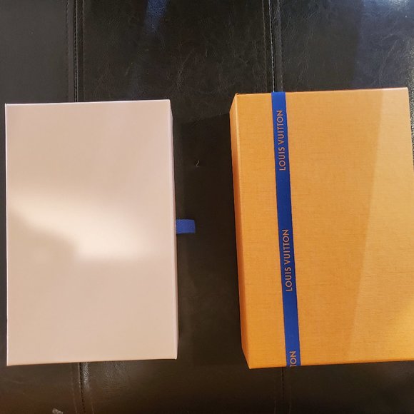 Louis Vuitton Shopping Bag, Box, & Dust Bags - Picture 7 of 16